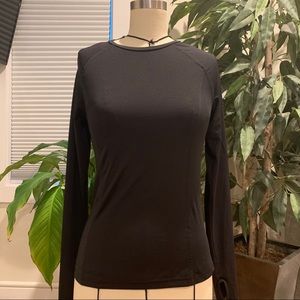 Old Navy long sleeve athletic shirt